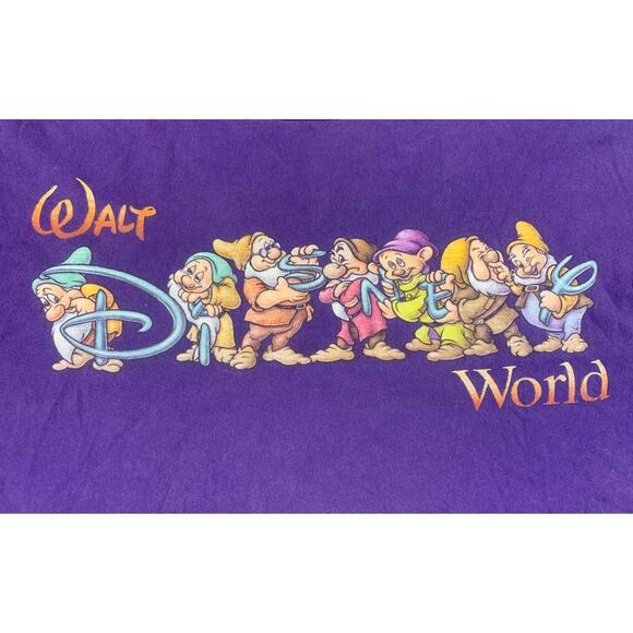 Vintage Walt Disney XL Purple Snow White Seven Dwarfs Graphic Crewneck T Shirt - Picture 2 of 12